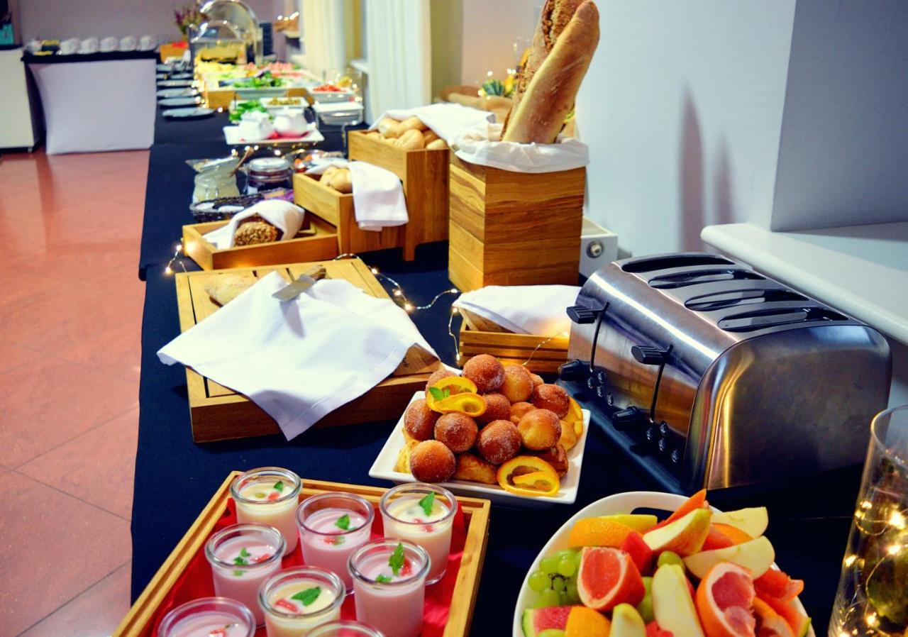 Tailor Hotel Sport & Conference Morąg Exterior photo